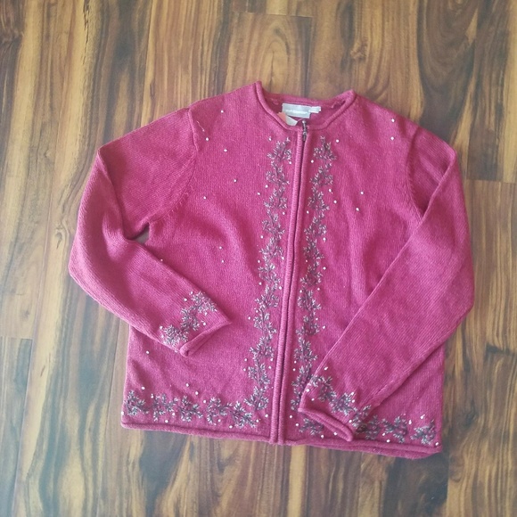 Beautiful Embroidered Sweater - Picture 3 of 4